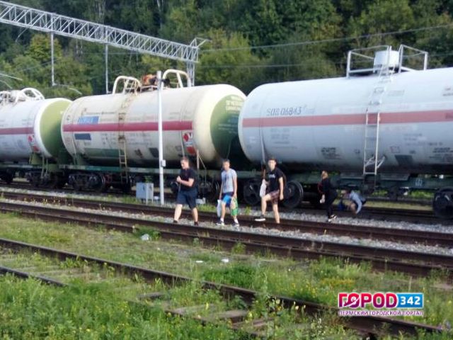 В Перми на железнодорожных путях задержали четырех детей