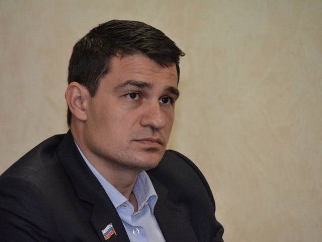 Избившему DJ Smash экс-депутату Александру Телепневу увеличили срок наказания — добавили еще два месяца