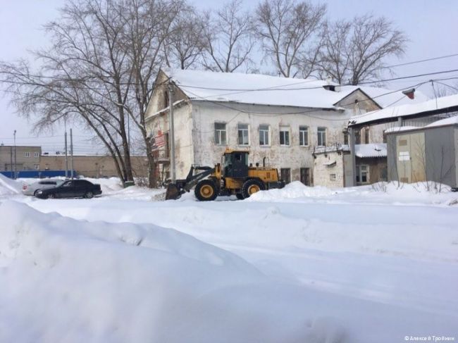 В Перми штрафуют компании, оставляющие снег на территории общего пользования