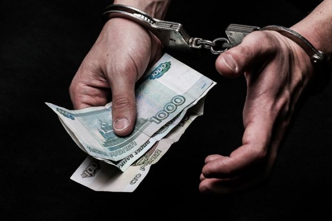В Перми осудили жителя Узбекистана за попытку дать взятку
