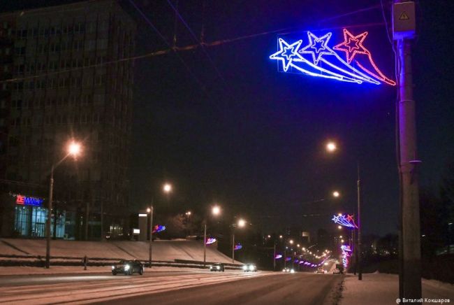 В Мотовилихинском районе установили конструкции Новогоднего маршрута