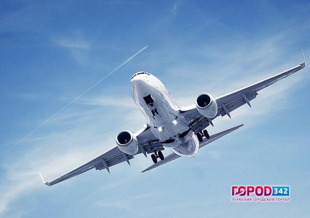 Самолет, летевший в Пермь, вернулся во Внуково из-за трещины в стекле