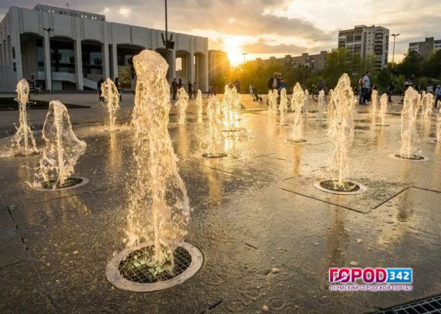Лаконична, без излишка распрекрасная афишка