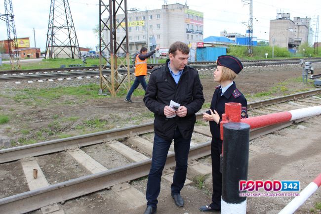 Транспортная полиции присоединилась к акции по безопасности на ж/д переездах