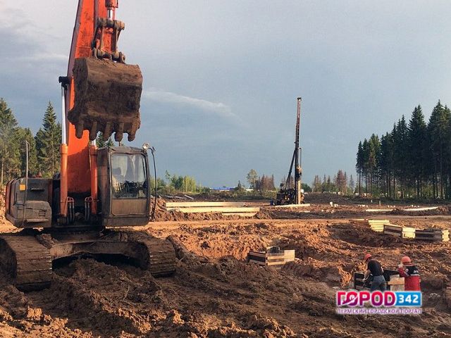 Бастующие строители нового зоопарка в Перми перекрыли улицу, чиновников экстренно собрали на совещание