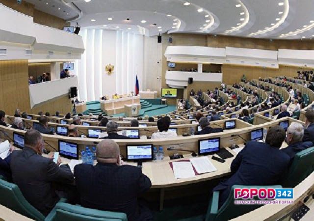 В Совете Федерации готовится доклад о возможности госпереворота в РФ