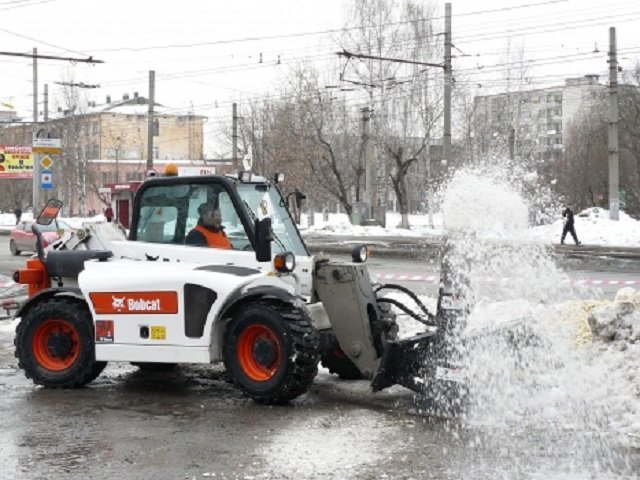 С начала января с улиц Перми вывезено почти 23 тысячи кубометров снега