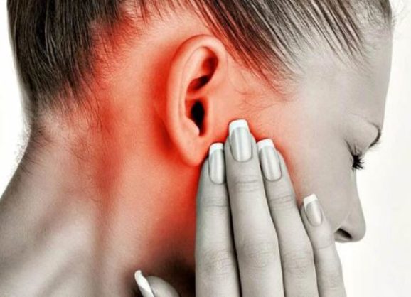 Как удалить пробку из уха самостоятельно