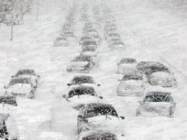 На Пермь надвигается сильнейший снегопад. МЧС объявило штормовое предупреждение