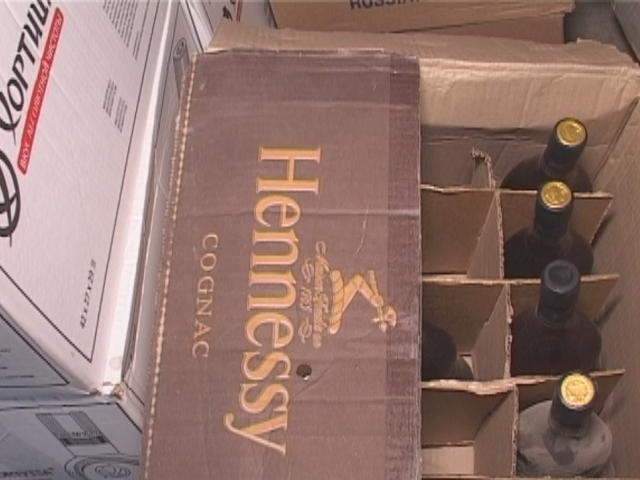 В Перми полиция изъяла более 9000 бутылок фальсифицированного алкоголя