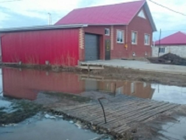 В Уинском районе Пермского края подтопленными остаются 9 придомовых территорий