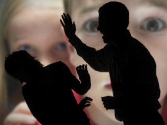 В Горнозаводске мужчина забил жену до смерти на глазах у детей