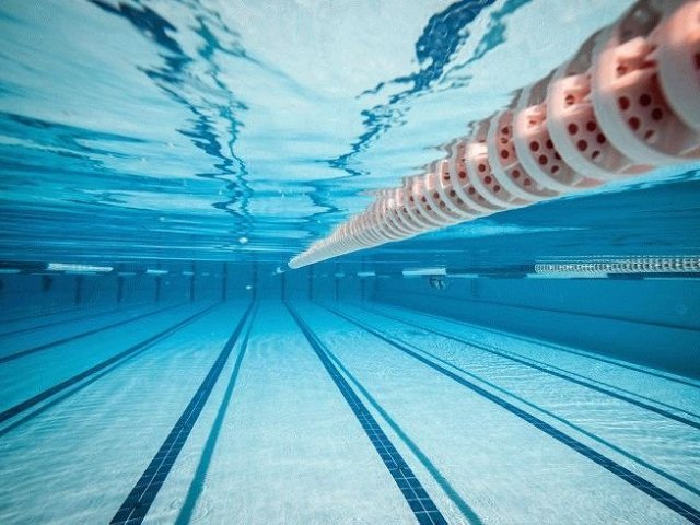 В Перми скончалась девочка, которая захлебнулась во время тренировки в бассейне «Олимпия»
