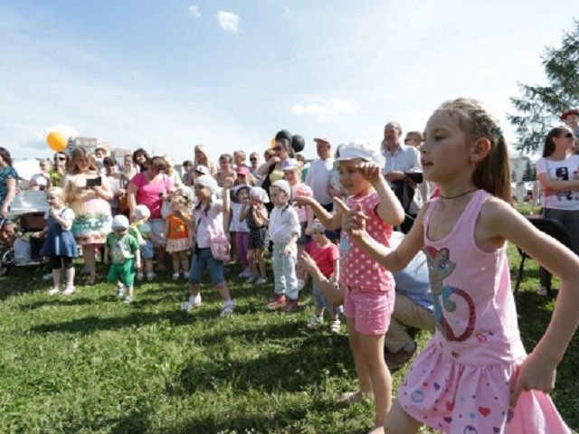 Празднование Дня защиты детей в парках Перми. Разнообразная программа и угощения