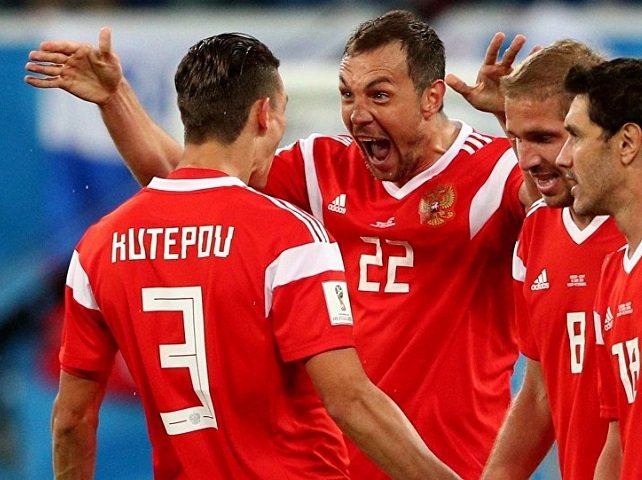 По итогам группового этапа ЧМ россияне стали больше верить в успех сборной России