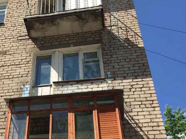 В Перми жильцам пятиэтажки на Капитана Пирожкова запретили выходить на балконы