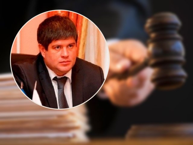 Бывший заместитель министра здравоохранения Пермского края за мошенничество приговорен к штрафу