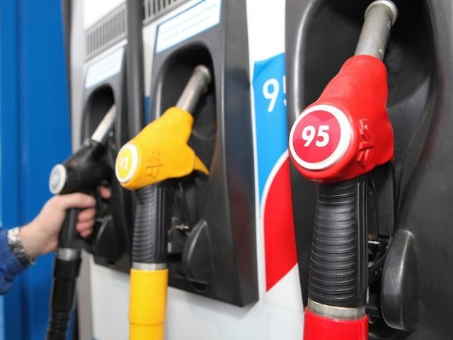 Власти будут карать за прогнозы о росте цен на бензин — главе РТС за такое предупреждение ФАС вынесет предостережение
