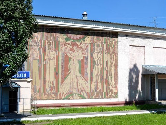Образцы советской монументальной живописи исчезают со стен в Перми