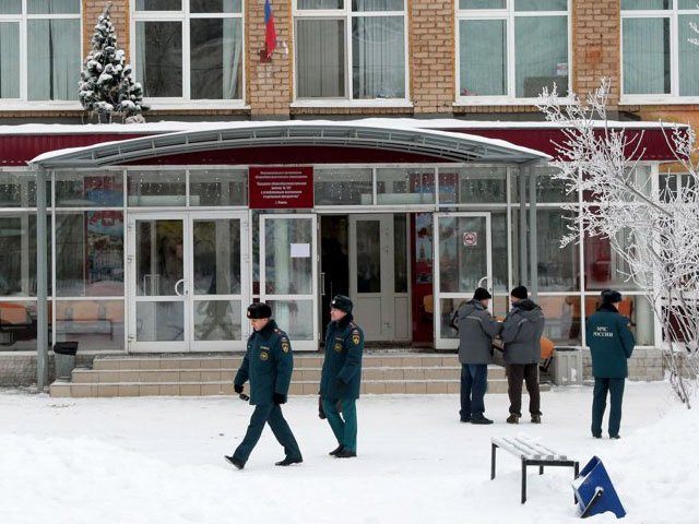 Одного из подозреваемых в нападении на учеников школы № 127 в Перми признали невменяемым