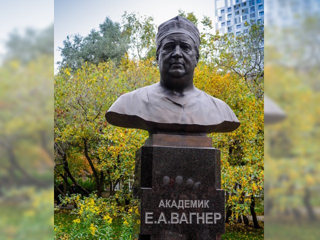 В Перми к 100-летию Евгения Вагнера открыли памятный бюст