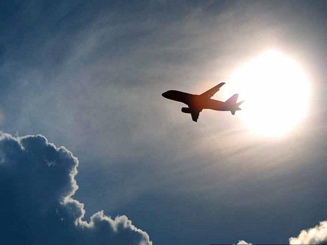 Ночью в аэропорту Перми произошла вынужденная посадка самолета из-за плохого самочувствия пассажира