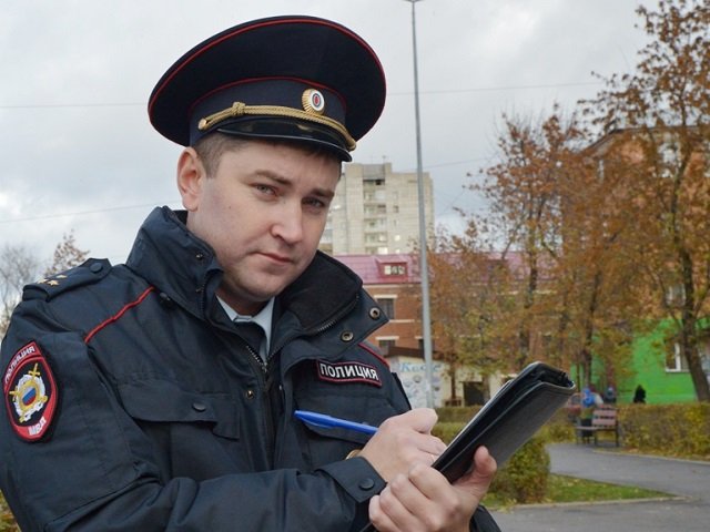 Старший лейтенант полиции Александр Карелин из Перми может стать лучшим участковым страны