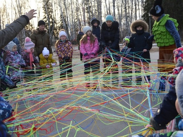 В Орджоникидзевском районе Перми открылась инклюзивная детская площадка