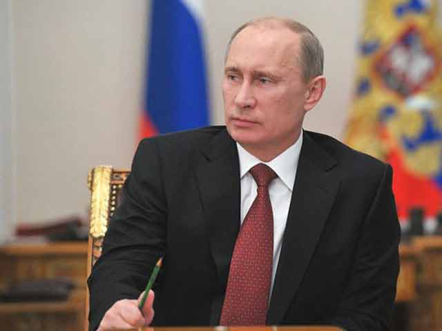 Путин подписал закон о предельной сумме долга по потребительским кредитам