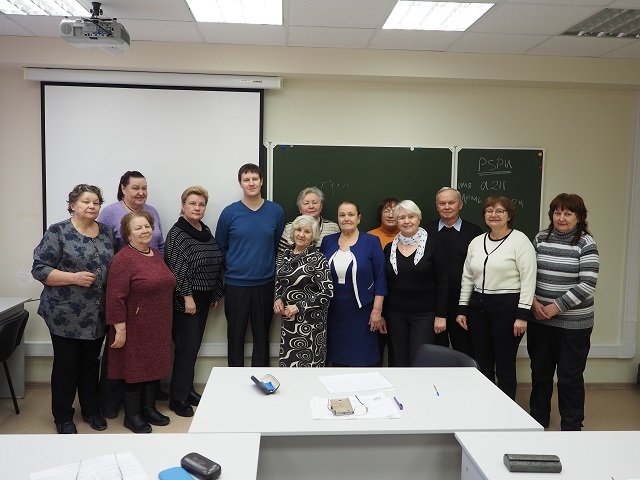 В Пермском крае пожилых людей учат мобильной, компьютерной и финансово-юридической грамотности