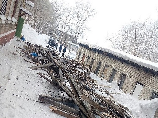 В доме в Березниках обрушилась крыша