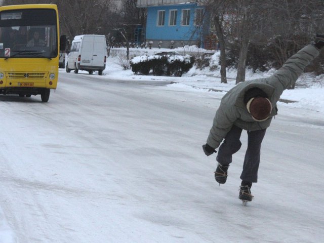 Жители Перми жалуются на гололед