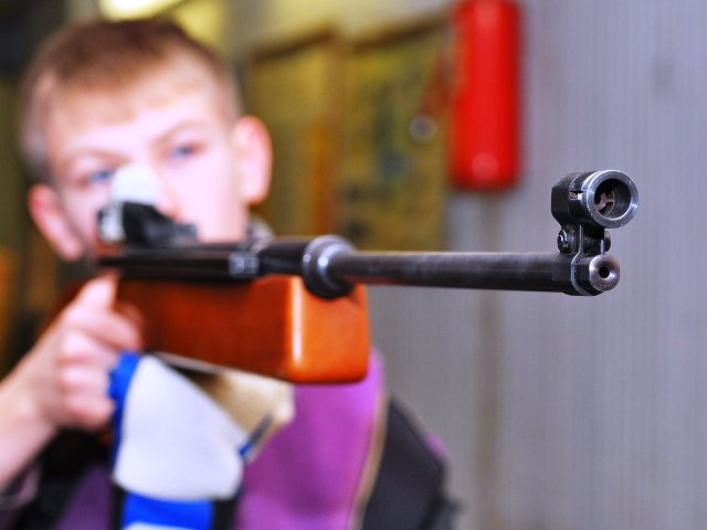 В Березниках пятиклассница ранена из винтовки на уроке ОБЖ