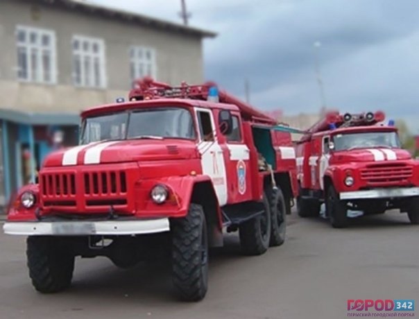 Девятнадцать человек удалось спасти пожарным при ночном возгорании на ул. Плеханова