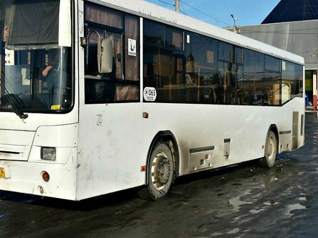 На трассе Пермь-Екатеринбург попал в аварию автобус