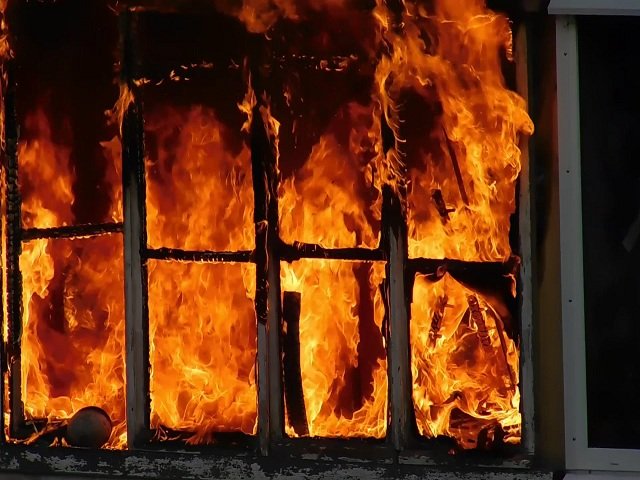 В Перми четыре человека пострадали на пожаре