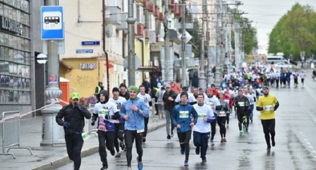 В забеге в Перми приняли участие более 2 тысяч человек