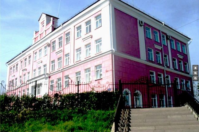 В пермской гимназии завысили проходной балл для девочек