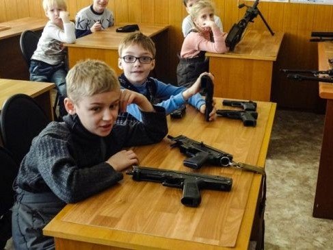 Пермская школа закупит макеты оружия