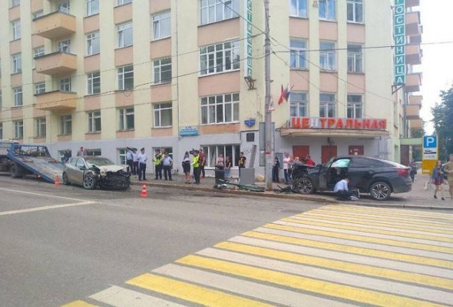 ДТП в центре Перми. Пять пострадавших