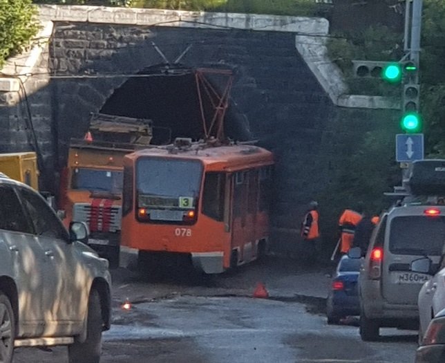 В Перми трамвай сошел с рельсов