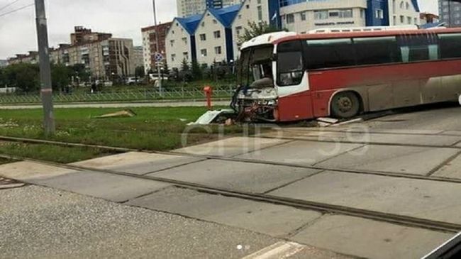 В Перми ДТП. Столкнулись автобус и трамвай