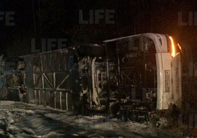 В ДТП на Урале попал автобус с фанатами Макса Коржа