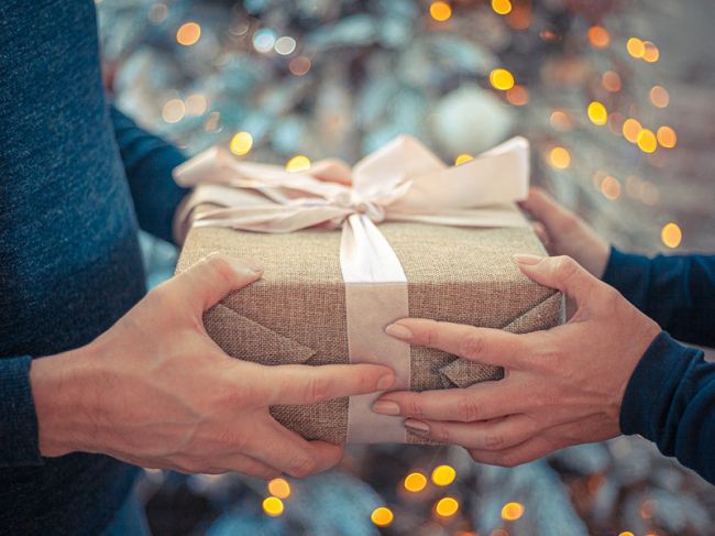 Эксперты составили антирейтинг новогодних подарков для россиян