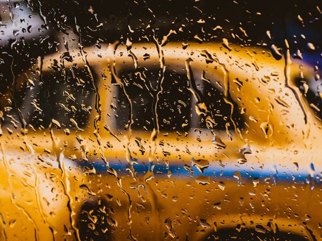 В Перми выявлено 11 нелегальных водителей такси