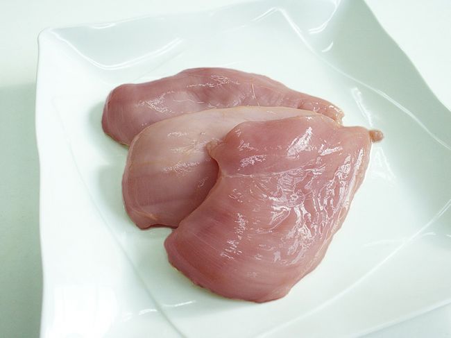 Роскачество обнаружило хлороформ в курином филе