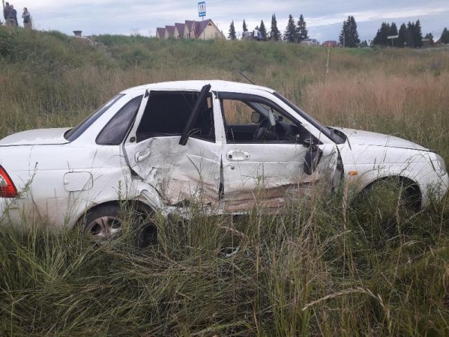 Два водителя пострадали в жесткой аварии в Пермском крае