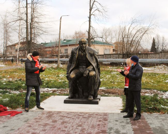 В Пермском крае установили памятник Ленину