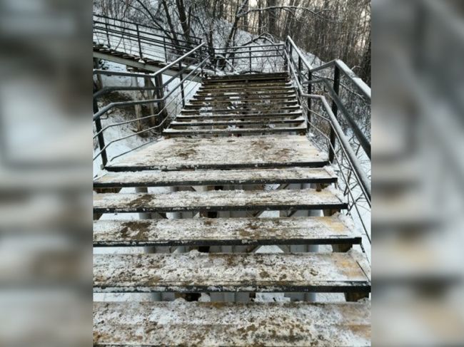 В Перми отремонтировали лестницу, на которой женщина упала и сломала позвоночник