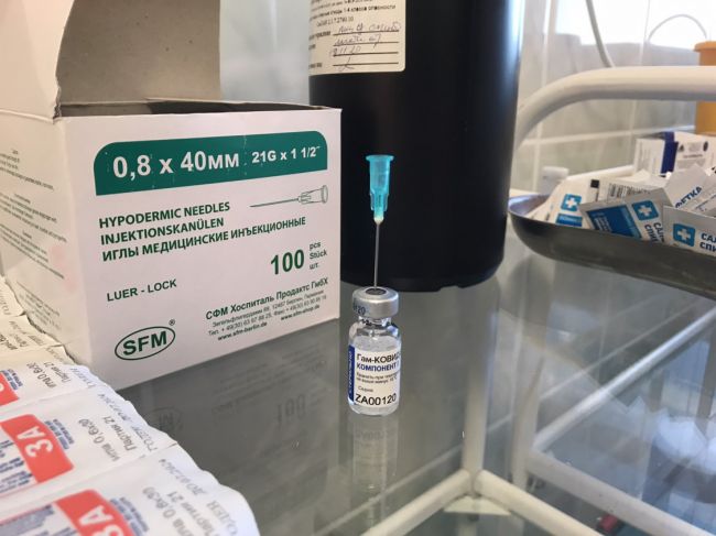 В Пермском крае стартовала массовая вакцинация медработников от коронавируса